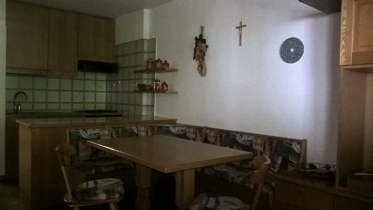 Appartamenti Bernard Sas Canazei Esterno foto
