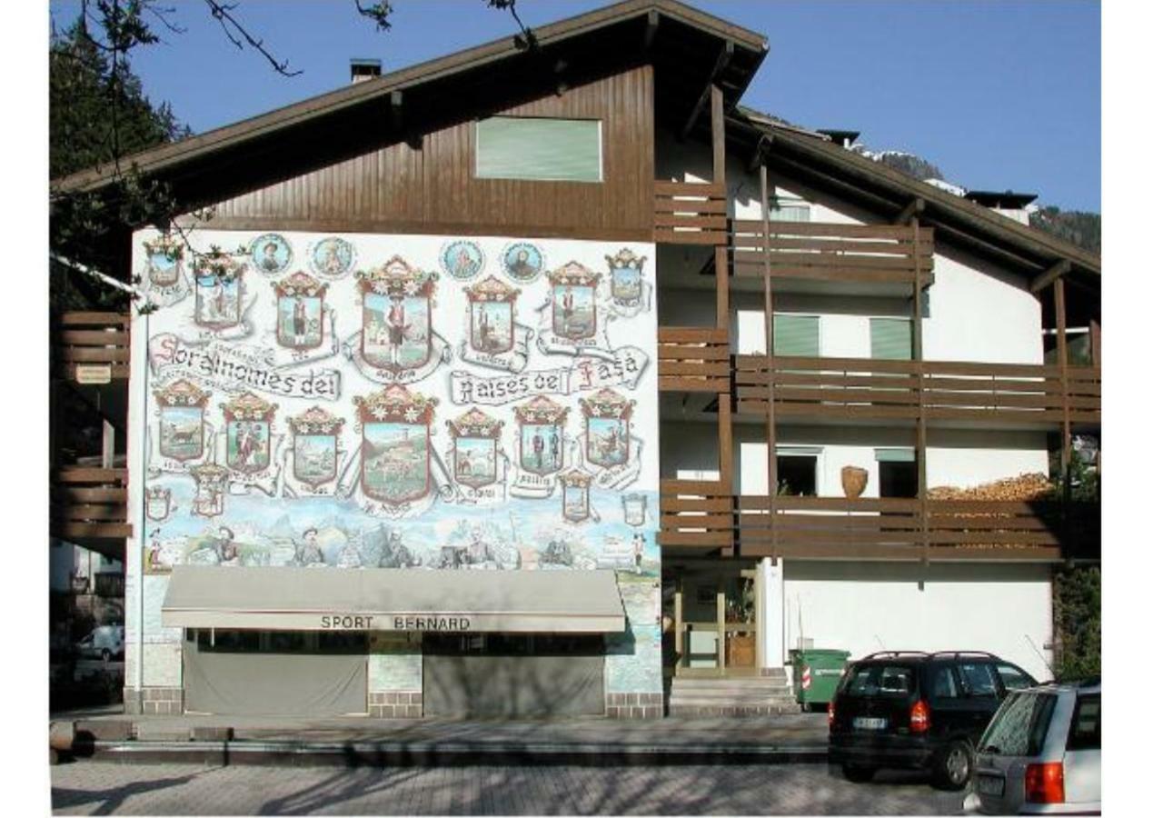 Appartamenti Bernard Sas Canazei Esterno foto